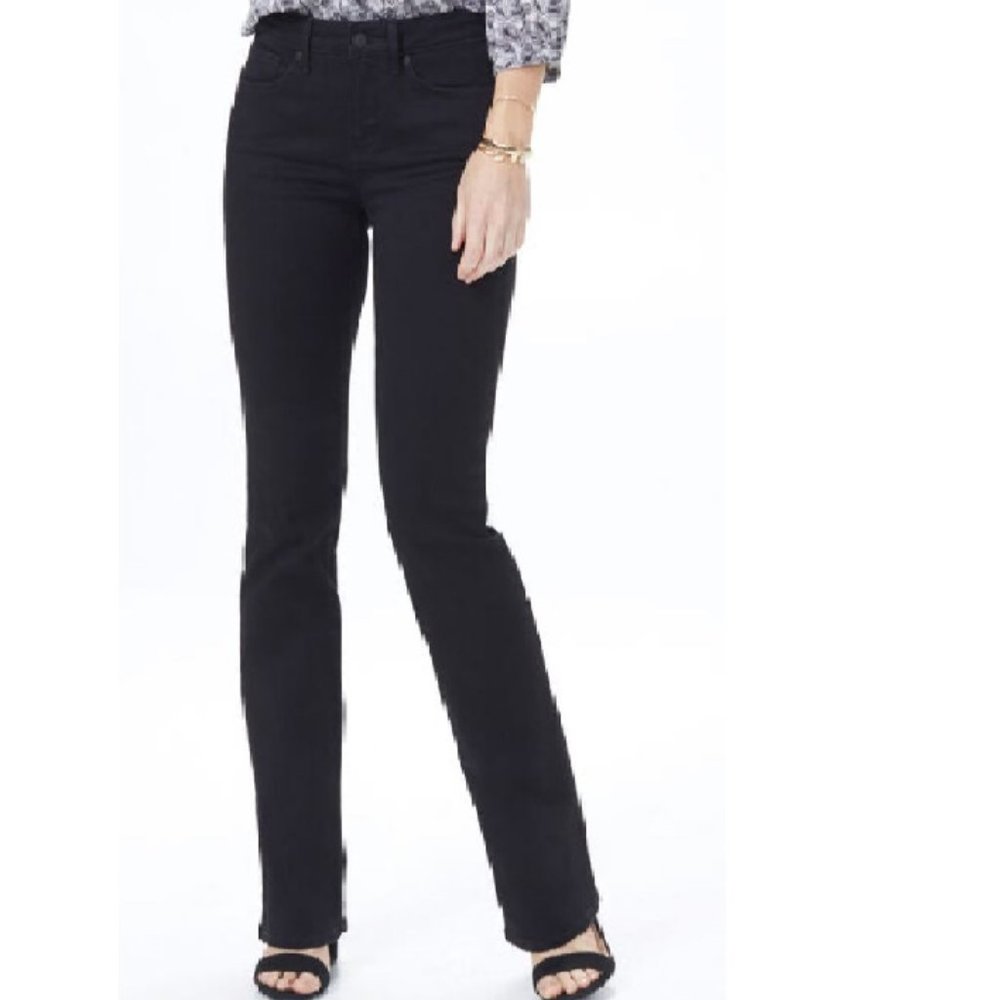 sz. 2 Short NYDJ BLACK Boot cut Petite Jeans NWT